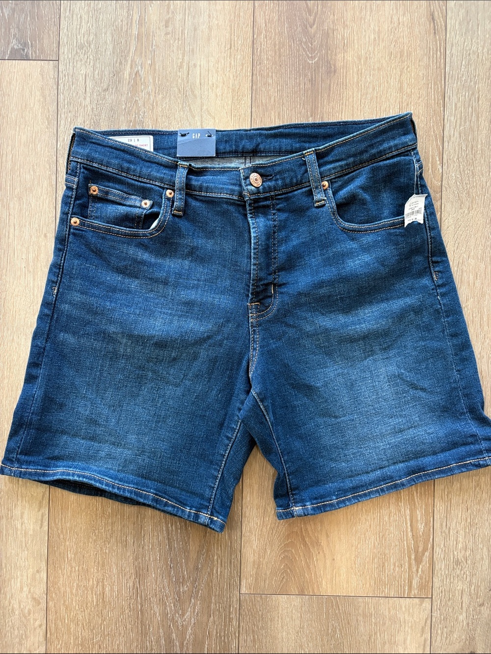 GAP Girlfriend Short Denim Shorts Waist 29 Like New